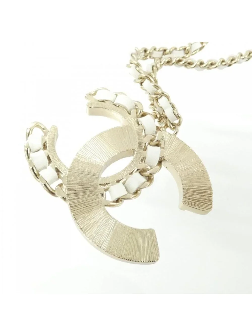 Chanel Necklace Gold